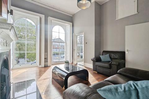 undefined, Heritage Court, Castle Hill, Reading