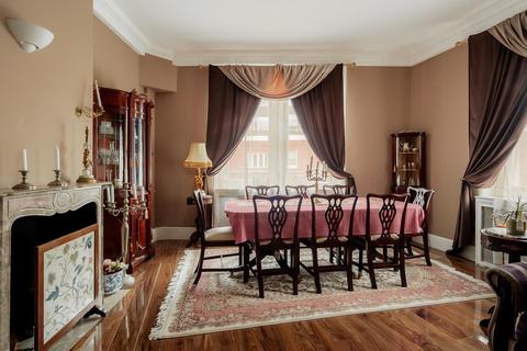 4 bedroom apartment for sale, Thurloe Place, London SW7