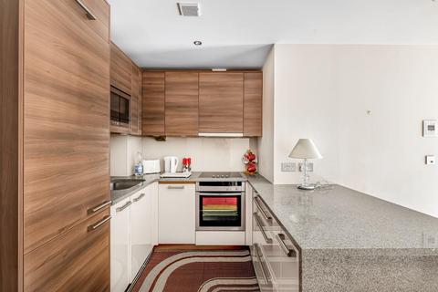 1 bedroom flat to rent, Doulton House, Chelsea Creek SW6