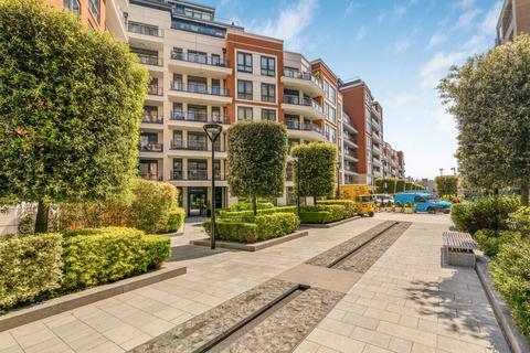 1 bedroom flat to rent, Doulton House, Chelsea Creek SW6