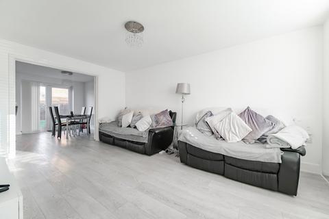4 bedroom detached house for sale, Portobello Drive, Martham