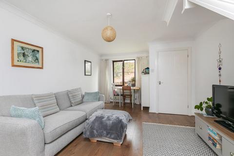 undefined, Ivy Close, Winchester, SO22