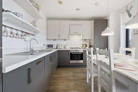2 bedroom flat for sale, Duckett Street, Stepney Green