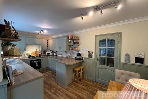 Francis Street, Thomastown, Tonyrefail, Porth , RCT, CF39