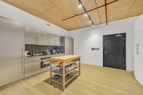 undefined, Harbord Square London E14