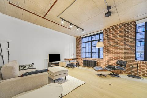 undefined, Harbord Square London E14