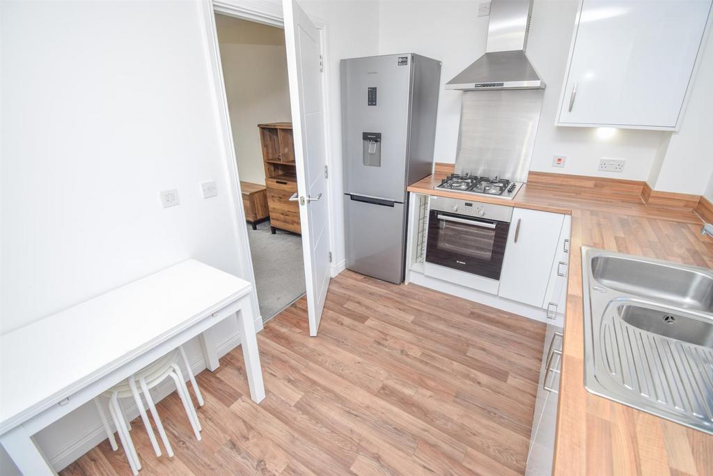 KITCHEN-2.jpg