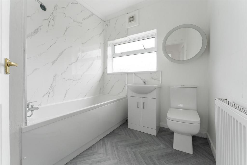 21, Yoxall Road Shirley, Solihull, B90 3 SD 16.jpg