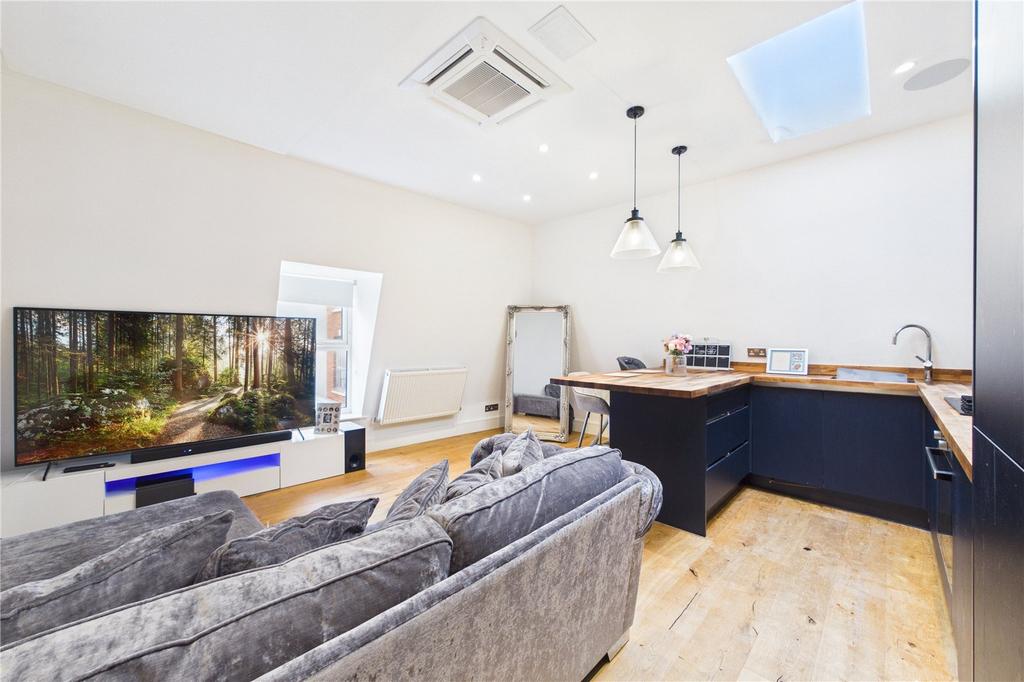 Kitchen/Living Room
