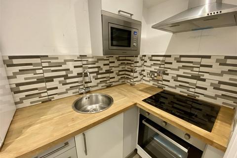 1 bedroom flat to rent, Flat 1, 11 Seale Street, St. Helier, Jersey
