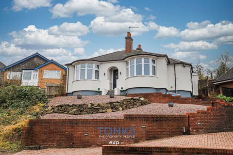 2 bedroom detached bungalow for sale, Station Road, Cradley Heath B64
