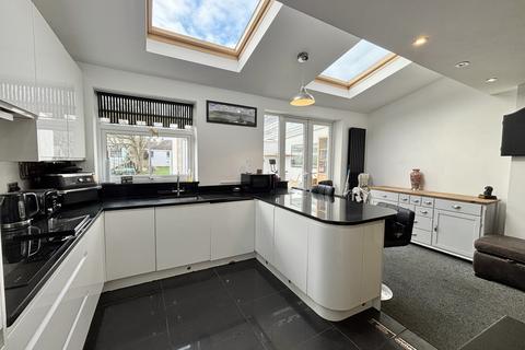 3 bedroom semi-detached house for sale, Maida Vale, Cleveleys FY5
