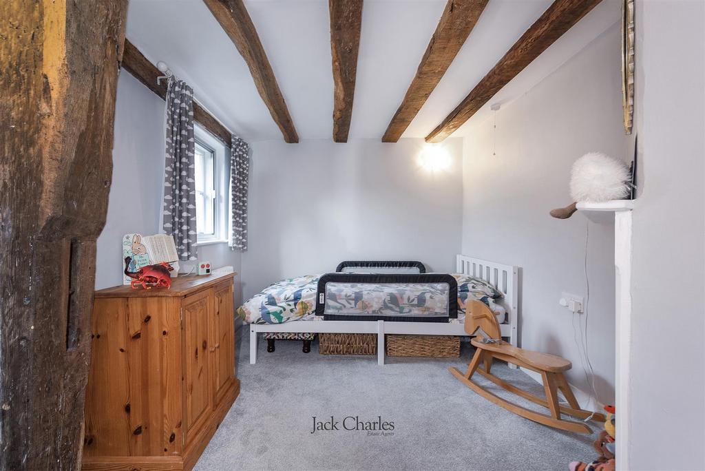 5 Club Cottages, TN11 9 LJ 012.jpg