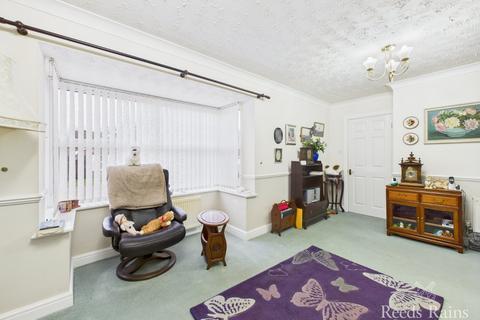 2 bedroom bungalow for sale, Cadman Road, East Yorkshire YO16