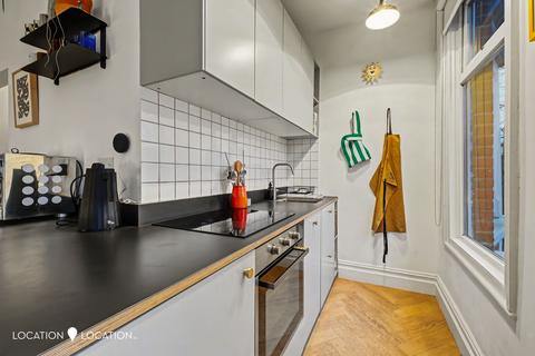 undefined, Lyndhurst Drive, London, E10