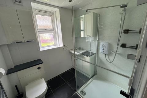 2 bedroom flat to rent, Tay Street, Monifieth DD5