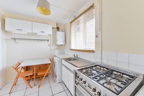 1 bedroom flat for sale, Gideon Road, Battersea, London, SW11