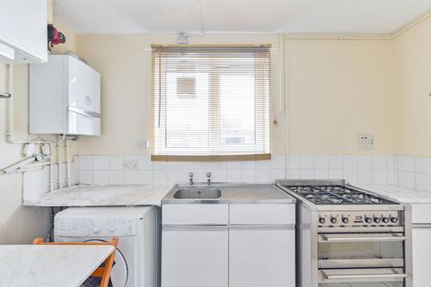 1 bedroom flat for sale, Gideon Road, Battersea, London, SW11