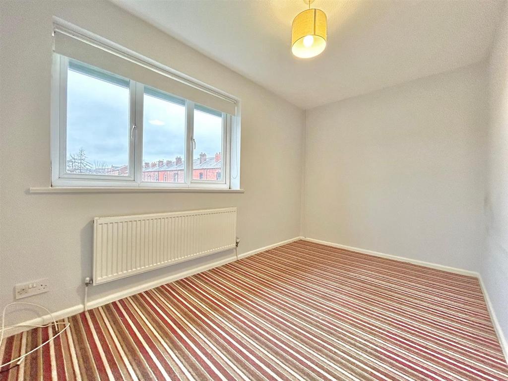Bedroom 2.jpg