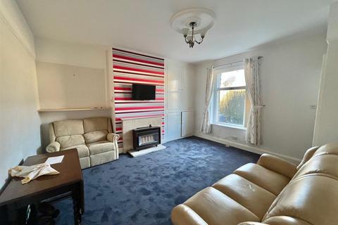 3 bedroom terraced house for sale, Manchester Road, Linthwaite, Huddersfield