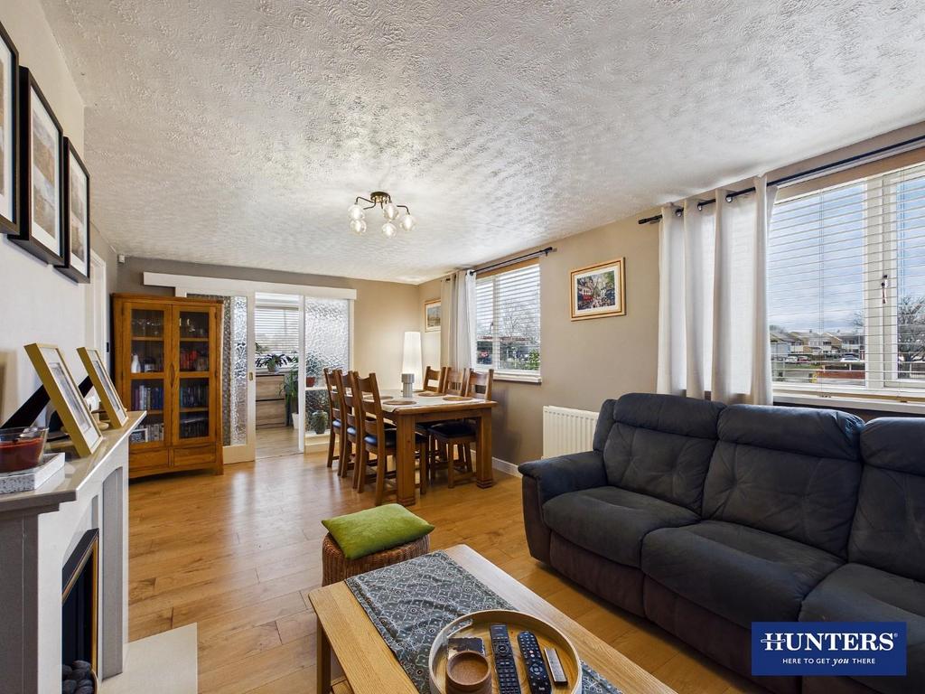 Living/Dining Room