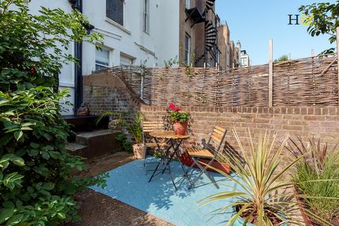 1 bedroom flat for sale, Kingsway, Hove BN3