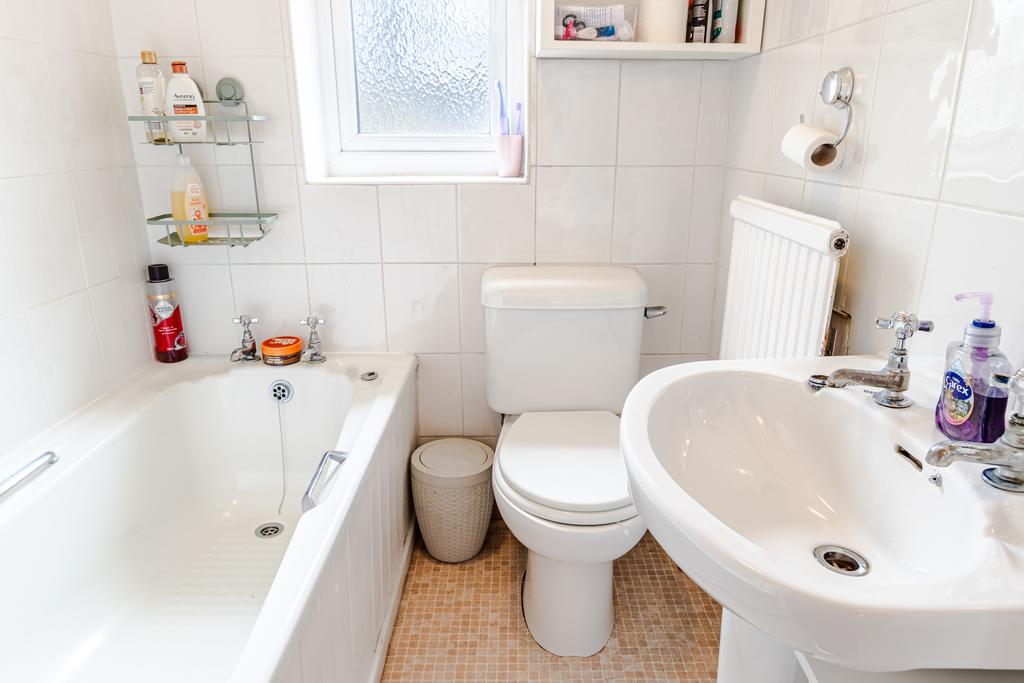 Bathroom1