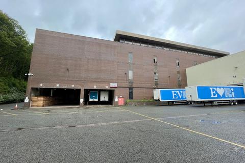Factory to rent, Henry St Accrington BB5 4EE