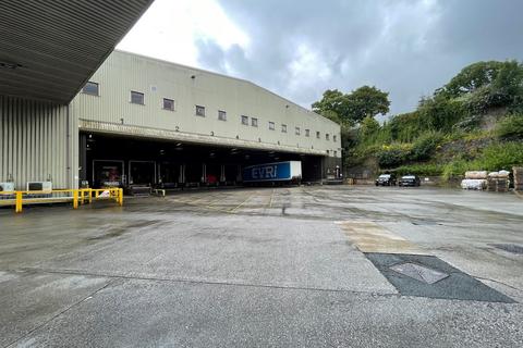 Factory to rent, Henry St Accrington BB5 4EE