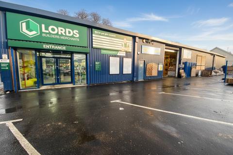 Warehouse to rent, 120 Oyster Ln West Byfleet KT14 7LE