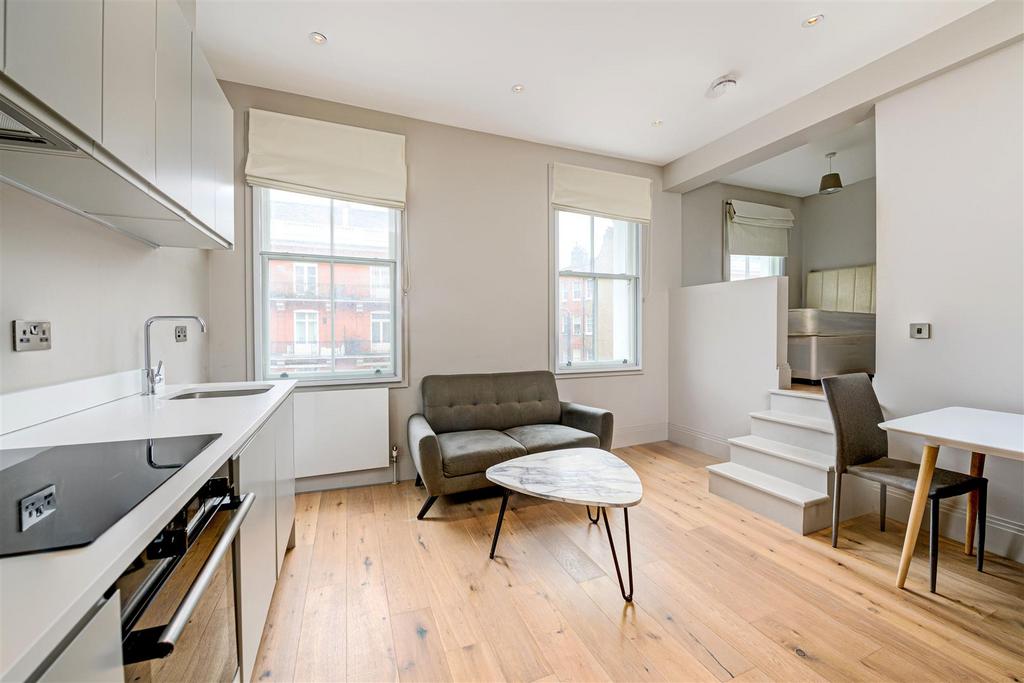 81 G Warwick Rd Rec 2.jpg