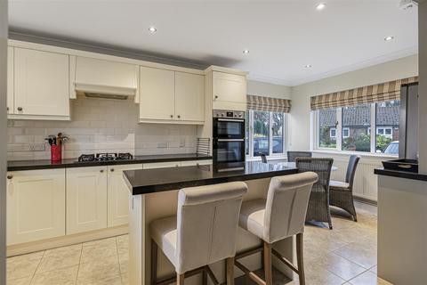 undefined, Sallows Shaw, Sole Street, Cobham