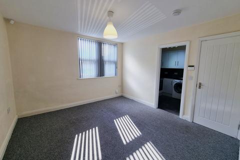 1 bedroom flat to rent, Monk Bridge Road, Leeds LS6
