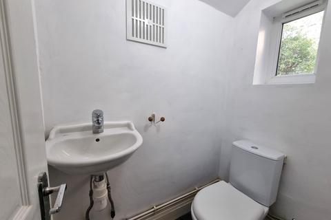 1 bedroom flat to rent, Monk Bridge Road, Leeds LS6