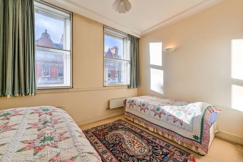 1 bedroom flat for sale, Park Street, Mayfair, London, W1K