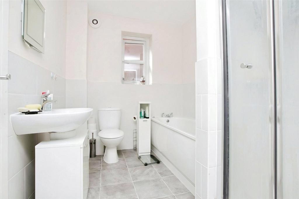 Jack & Jill Bathroom