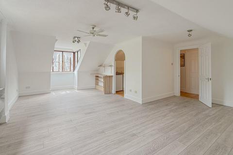 1 bedroom apartment to rent, River Meads, Stanstead Abbotts