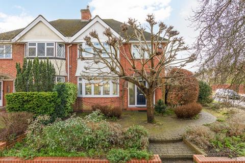 3 bedroom semi-detached house to rent, New Zealand Avenue, Walton-on-Thames, KT12