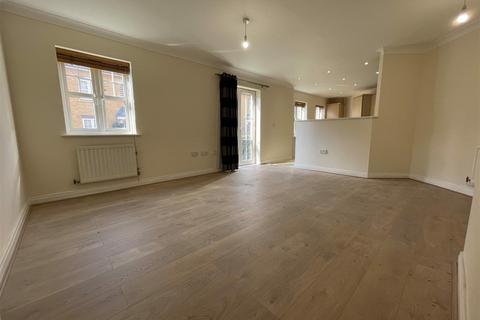 undefined, Recently Renovated 2 Bedroom 2 Bathroom Ground Floor Apartment - Mill Hill NW7