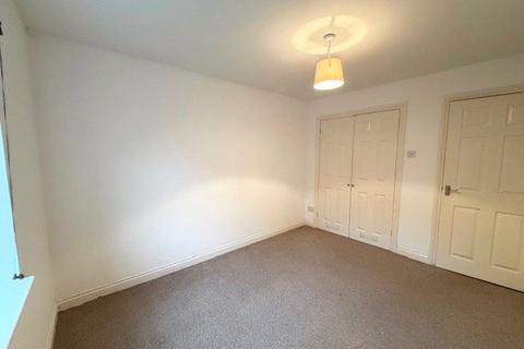 1 bedroom flat to rent, Alton House, 96 Midanbury Lane, Southampton, SO18