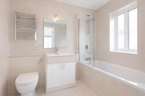 3 bedroom apartment to rent, Finchley Road, London NW8