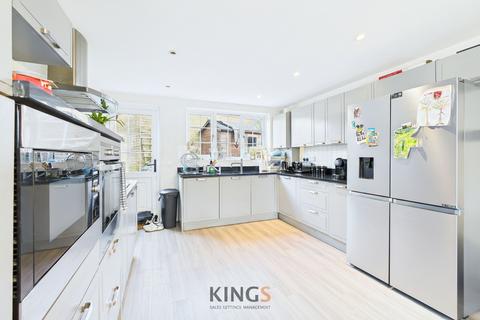 4 bedroom end of terrace house for sale, Cherry Tree Lane, Potters Bar EN6
