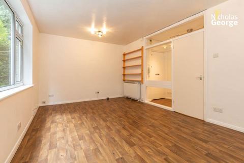 undefined, Heather Court, Moseley, B13 8RF