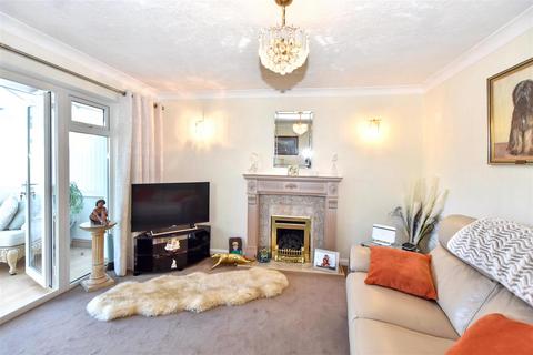 undefined, Combe Rise, Eastbourne