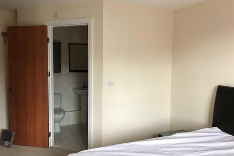 2 bedroom apartment to rent, Melton Court, Derby DE22