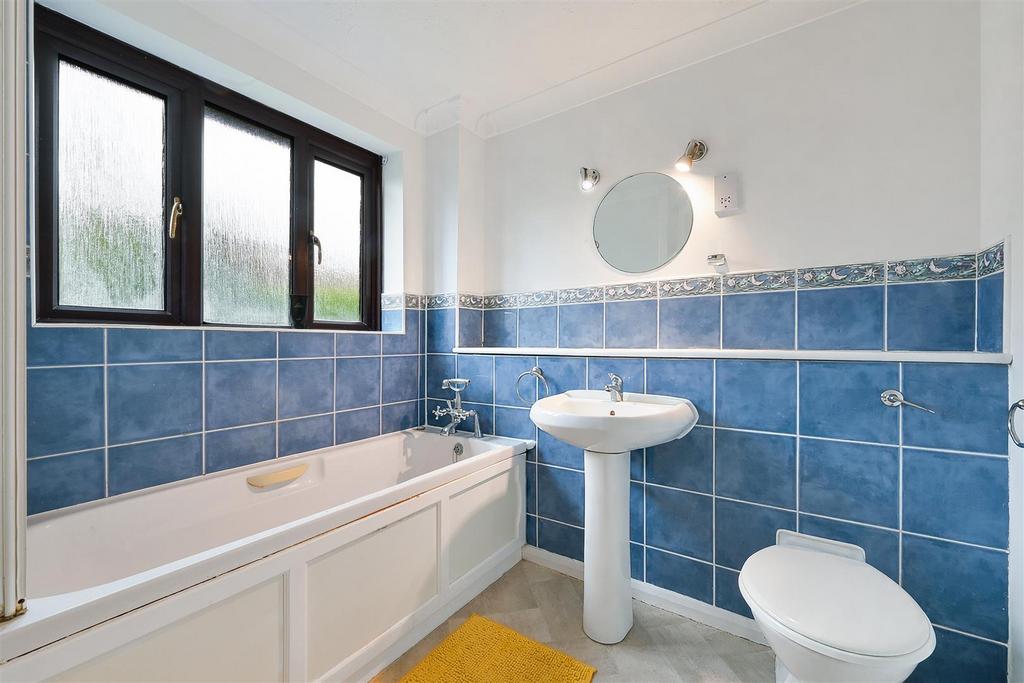MORSTON CLOSE (10).jpg
