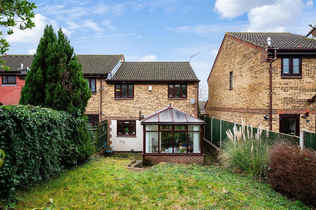 MORSTON CLOSE (13).jpg