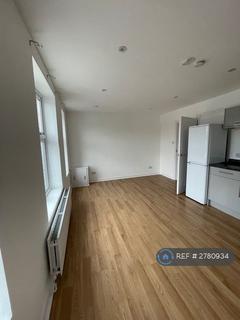 1 bedroom flat to rent, Upper Elmers End Road, Beckenham, BR3