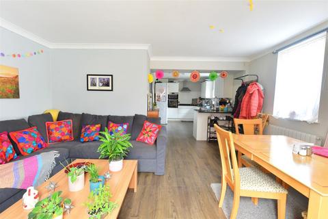 4 bedroom townhouse for sale, Granary Court, York
