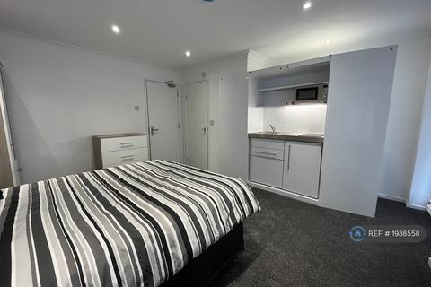 undefined, Kings Road, Chelmsford, CM1